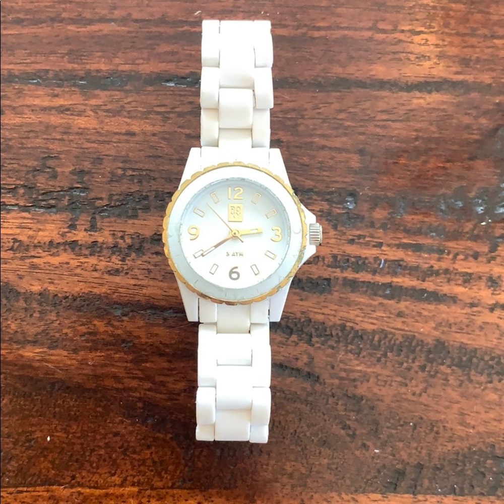 Roxy watch